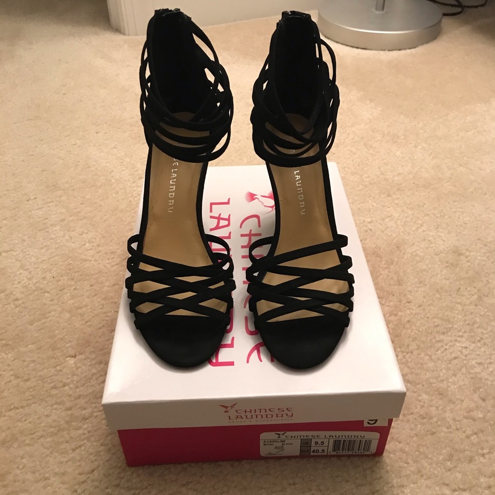 Chinese Laundry Wedges Z-Caroline